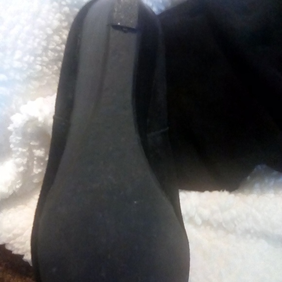 Women's Nine West Abrel 1 black suede knee boots. - Picture 4 of 6